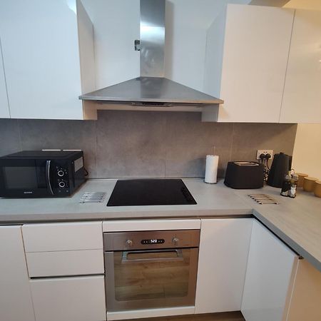 Central Modern Sliema 2 Bedroom Apartment Ngoại thất bức ảnh